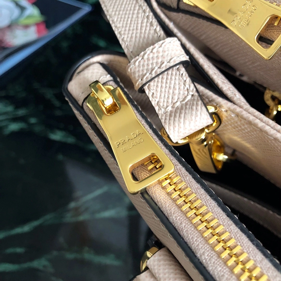 Custombag-- 1BA232-2A4A-F0236-V-OOO high quality version item：C-B806D2395
