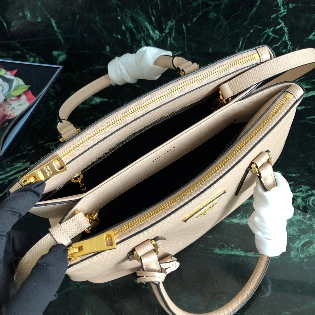 Custombag-- 1BA232-2A4A-F0236-V-OOO high quality version item：C-B806D2395