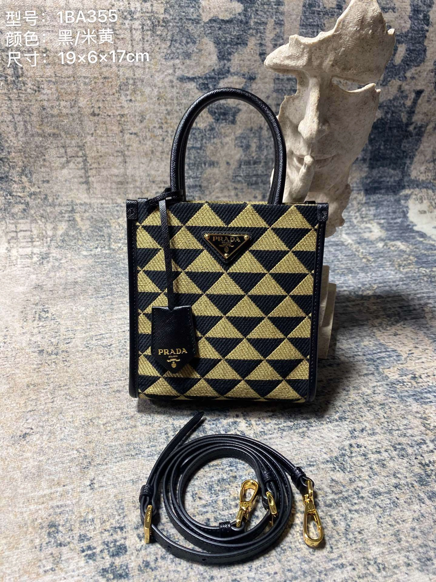 Custombag-- 1BA355_2FKL_F0Y30_V_OOO high quality version item：C-B806D2344