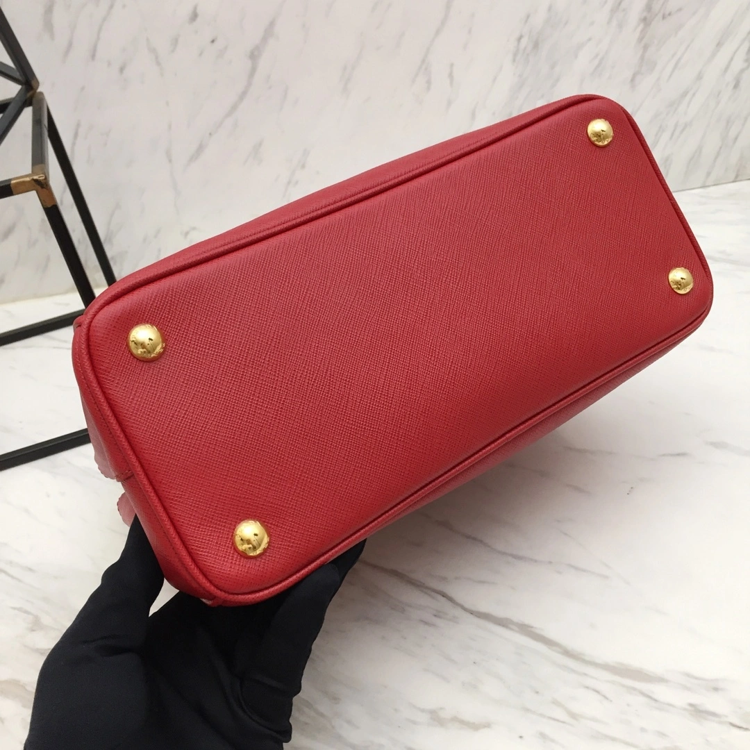 Custombag-- 1BA863-NZV-F068Z high quality version item：C-B806D23119