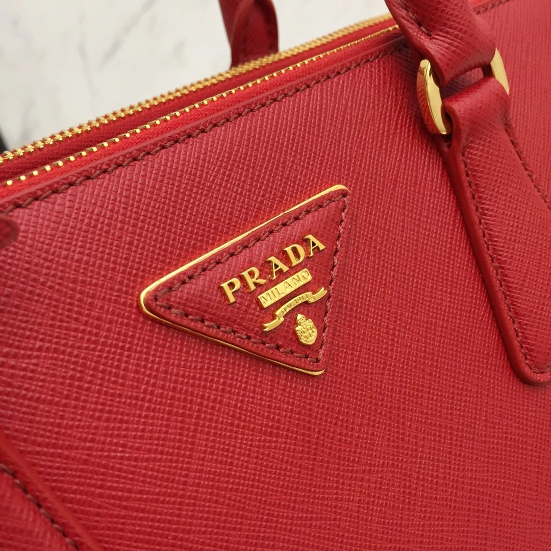 Custombag-- 1BA863-NZV-F068Z high quality version item：C-B806D23119