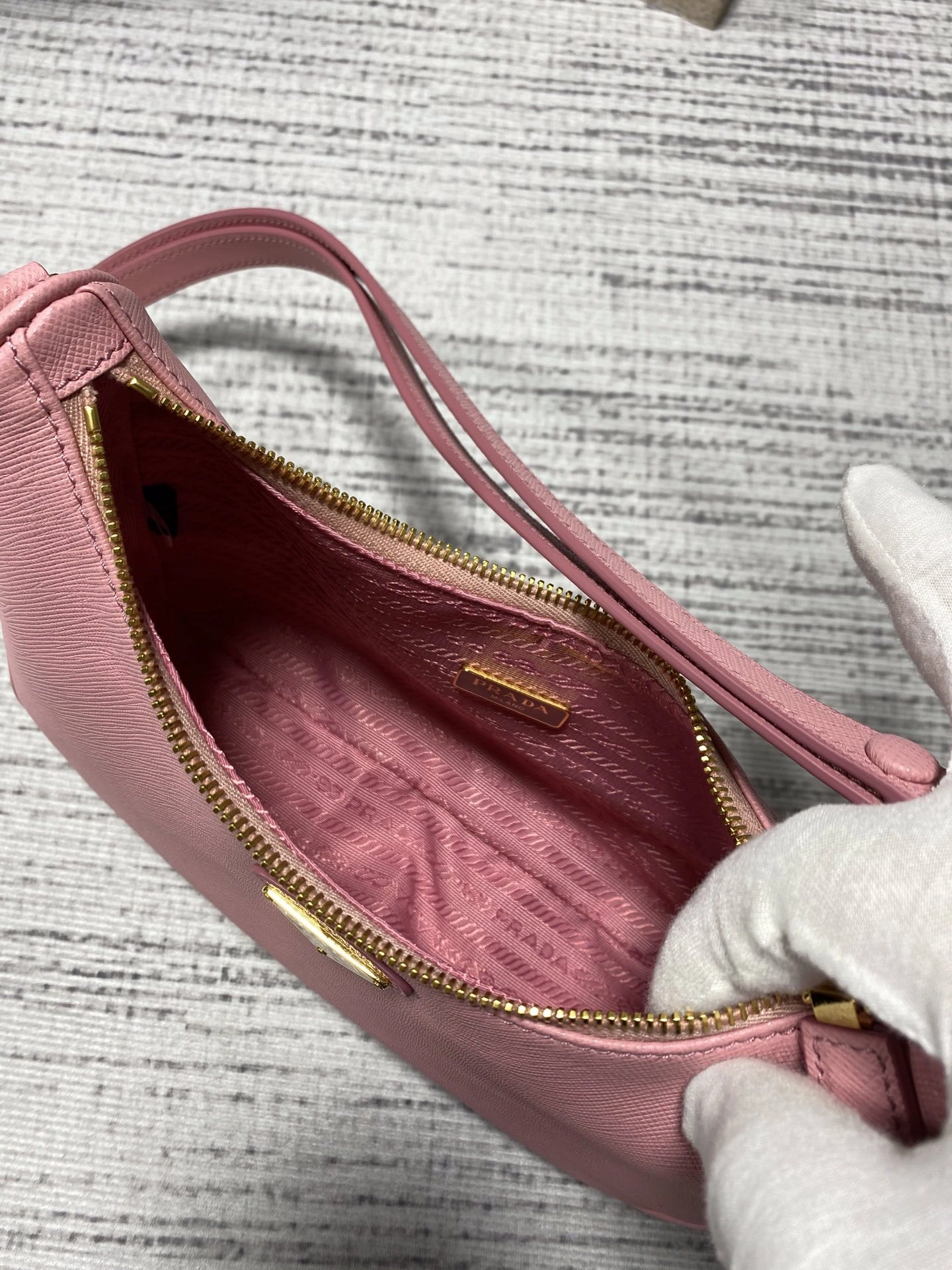 Custombag-- 1BC204_NZV_F0IS6_V_JOO high quality version item：C-B806D2119