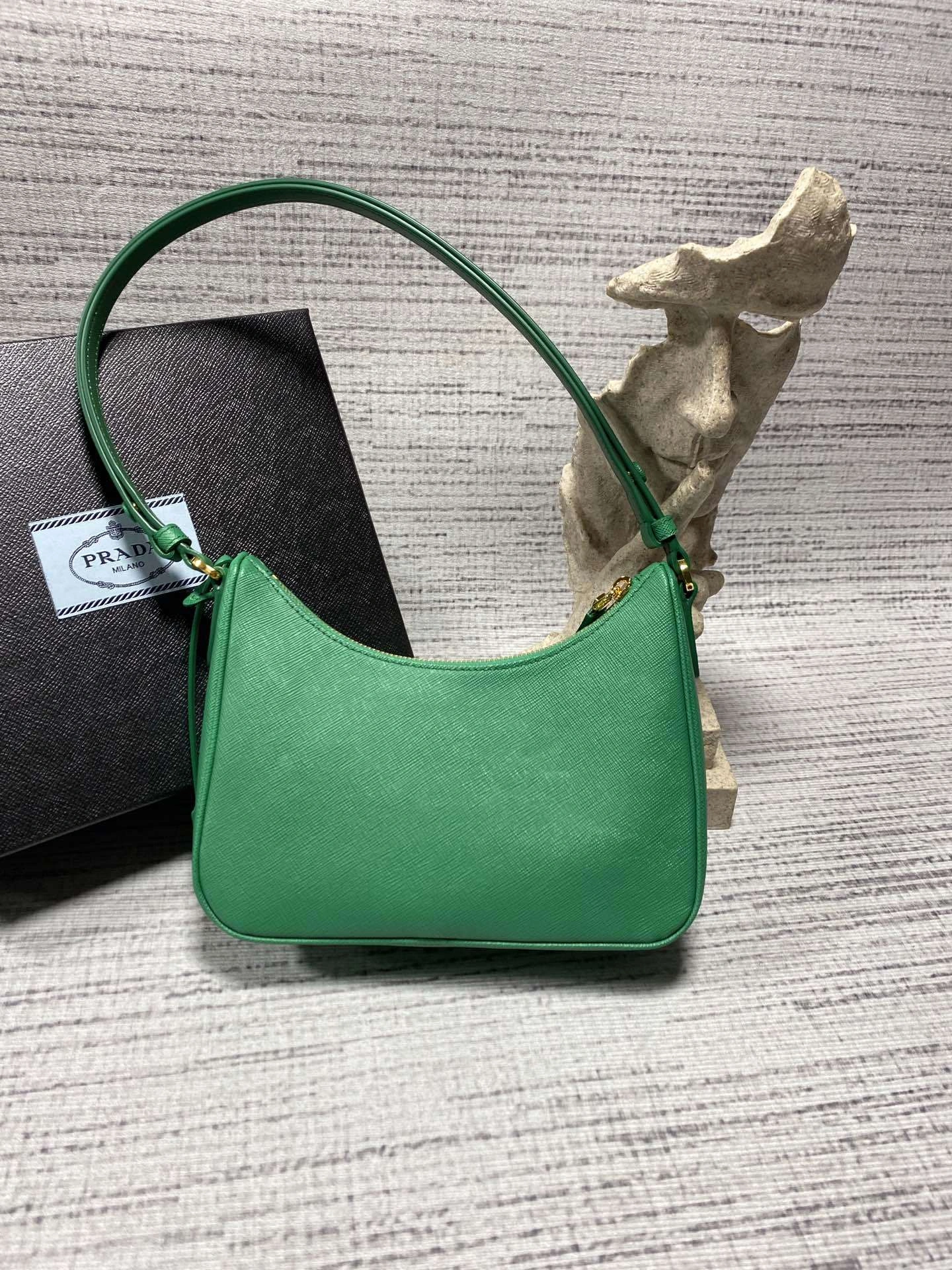 Custombag-- 1BC204_NZV_F0PCL_V_JOO high quality version item：C-B806D2345
