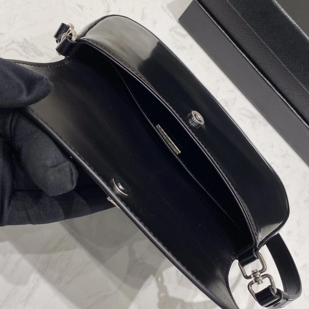 Custombag-- 1BD311-ZO6-F0002-V-OOO high quality version item：C-B806D2510