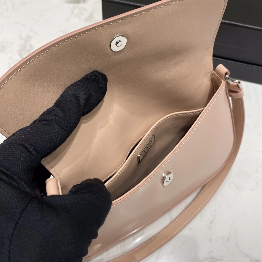 Custombag-- 1BD311-ZO6-F0615-V-OOO high quality version item：C-B806D2509