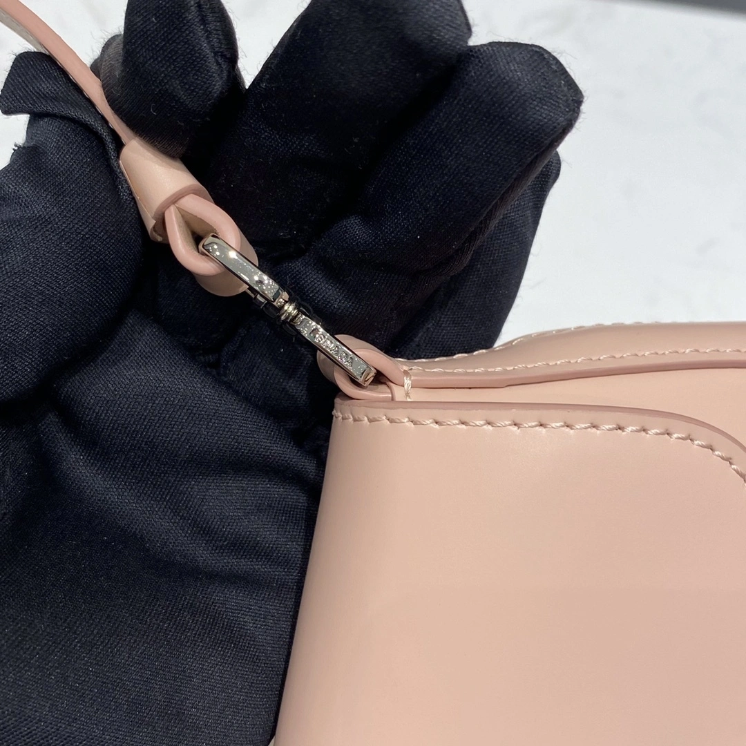 Custombag-- 1BD311-ZO6-F0615-V-OOO high quality version item：C-B806D2509