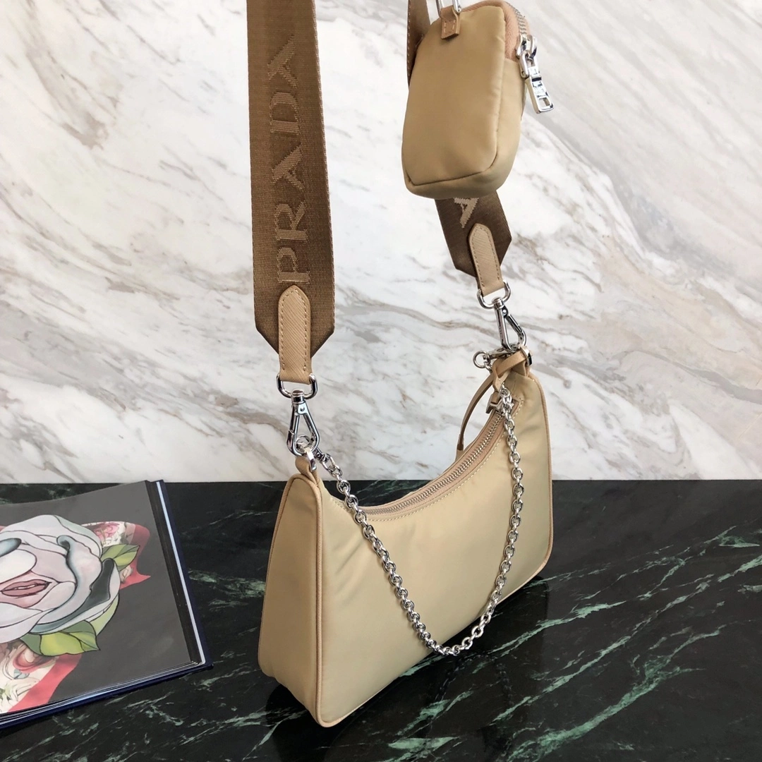 Custombag-- 1BH204-R064-F0F24-V-V1L high quality version item：C-B806D2540