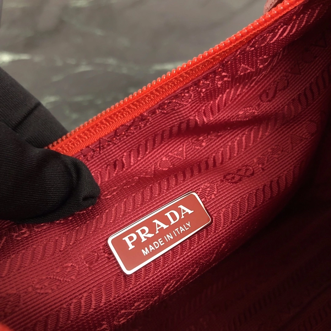Custombag-- 1NE515-2DH0-F0011 high quality version item：C-B806D2519