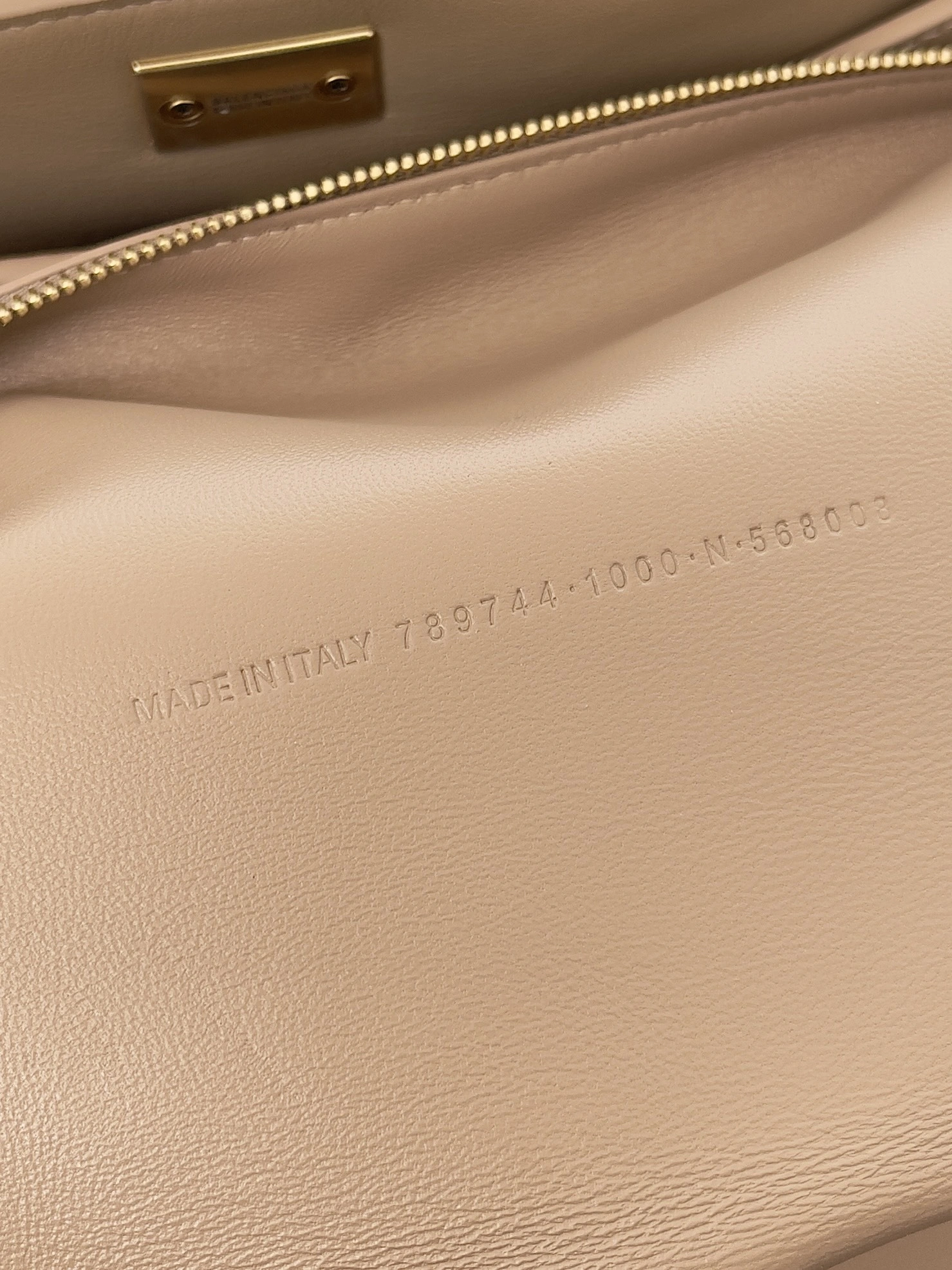 Custombag-- 218593i161 7897442AA4V2621 counters quality item:E-B177I1713