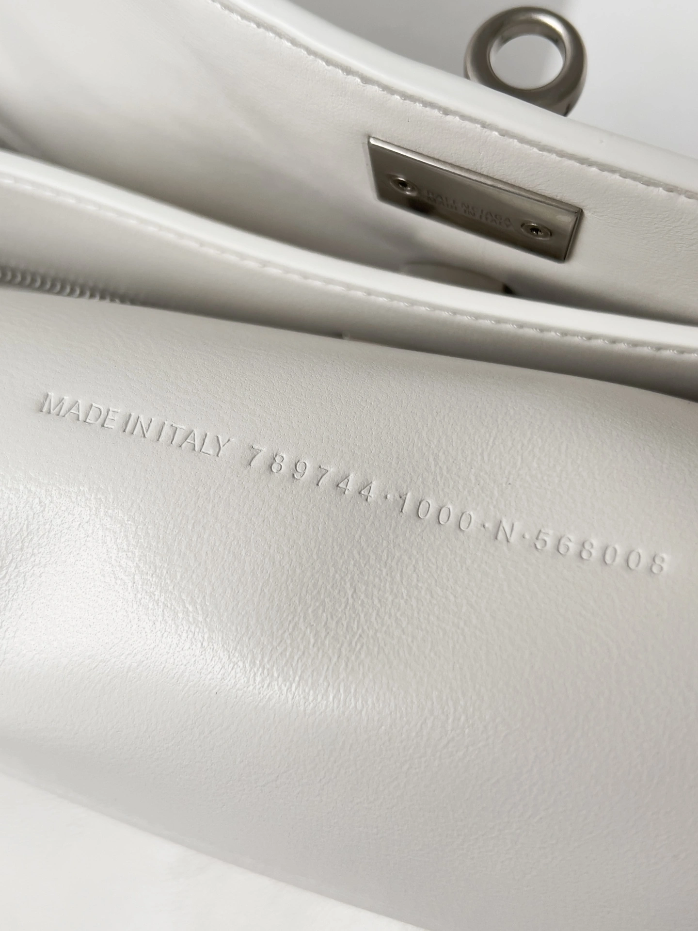 Custombag-- 218593i161 7897442AA5M9001 counters quality item:D-B063I2506