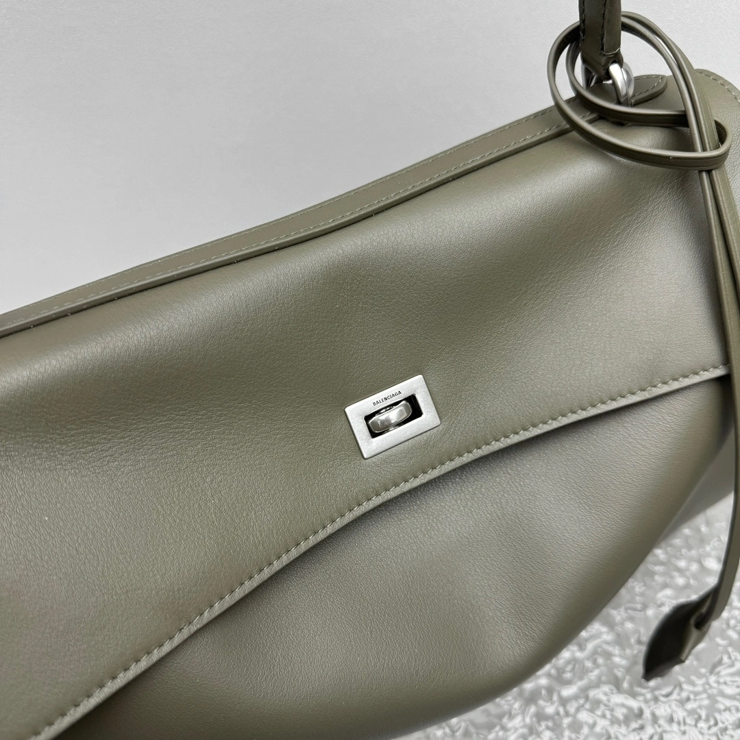 Custombag-- 218593i161 7897722AA4U3503 counters quality item:E-B664I1712