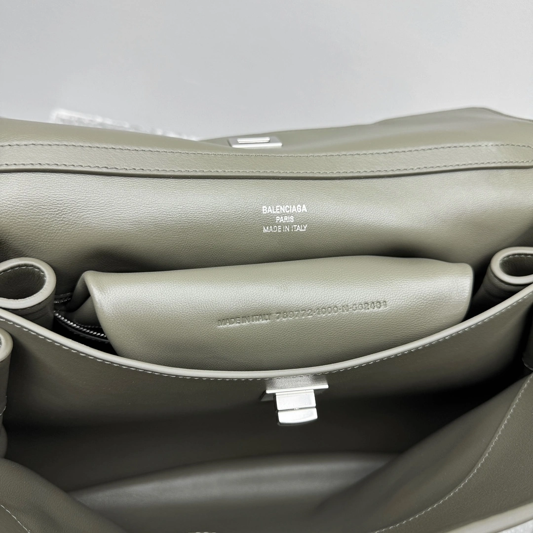 Custombag-- 218593i161 7897722AA4U3503 counters quality item:E-B664I1712