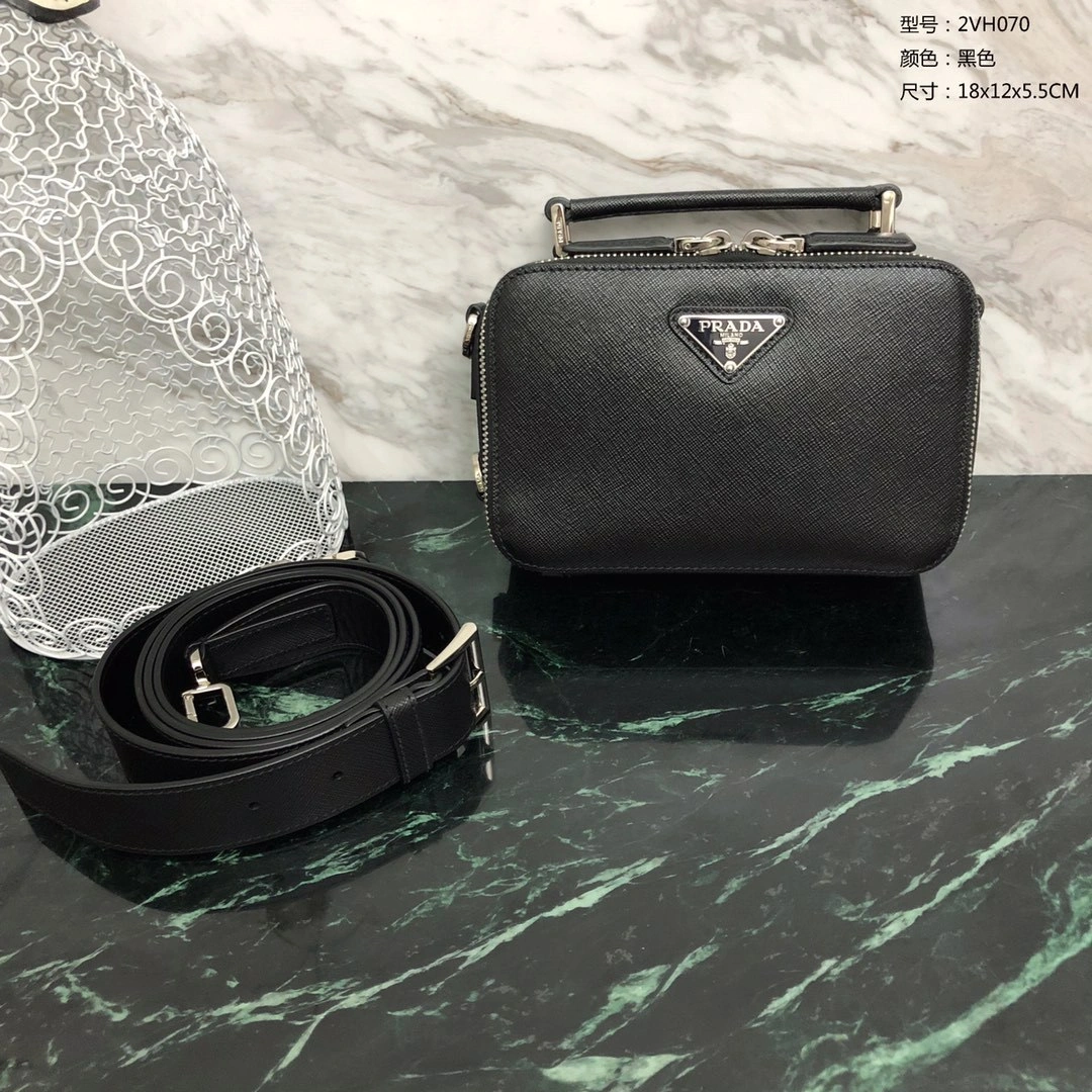 Custombag-- 2VH070-9Z2-F0002-V-OOO high quality version item：C-B806D23105