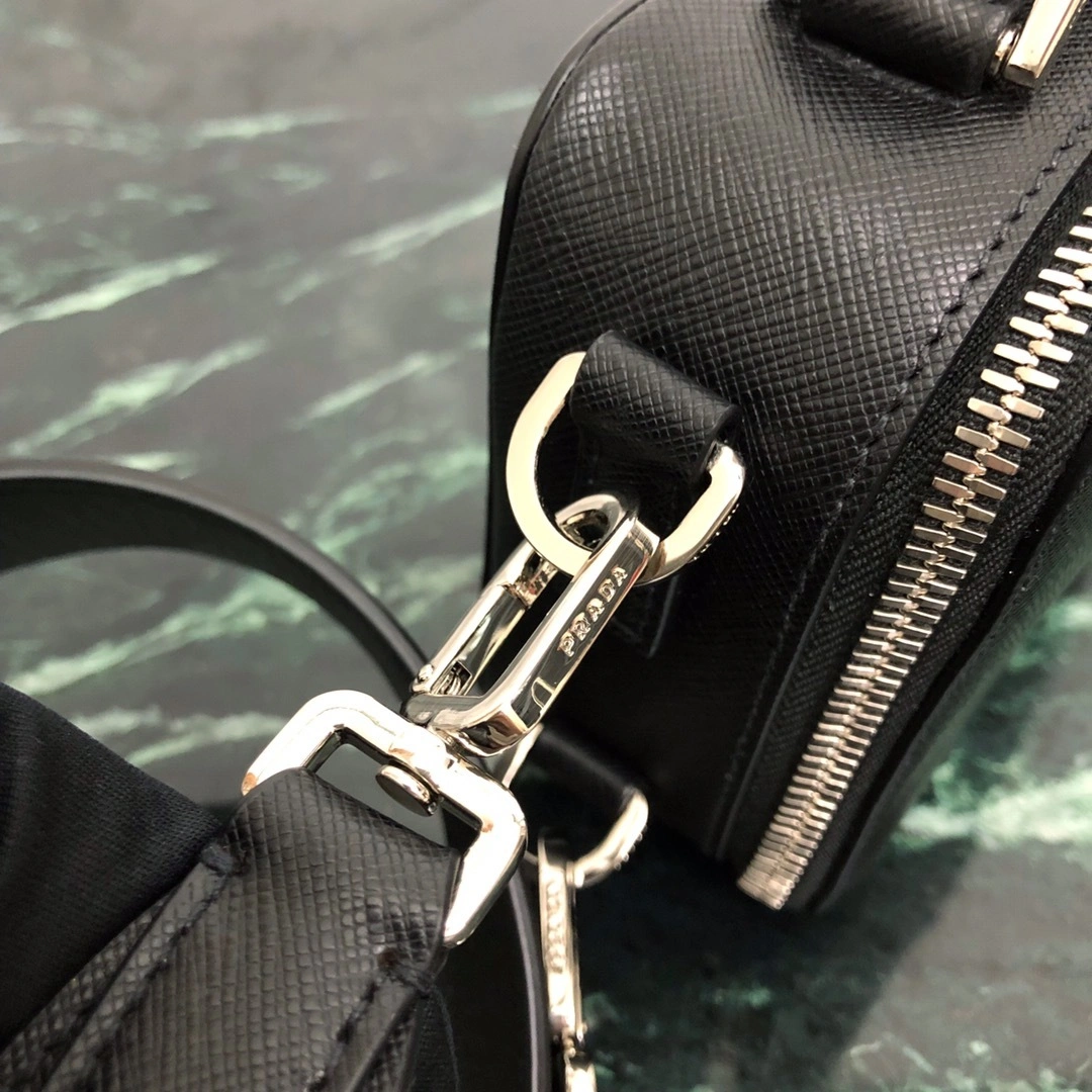 Custombag-- 2VH070-9Z2-F0002-V-OOO high quality version item：C-B806D23105