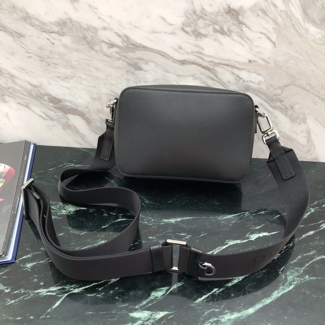 Custombag-- 2VH070-9Z2-F0DL1-V-EOI high quality version item：C-B806D23107