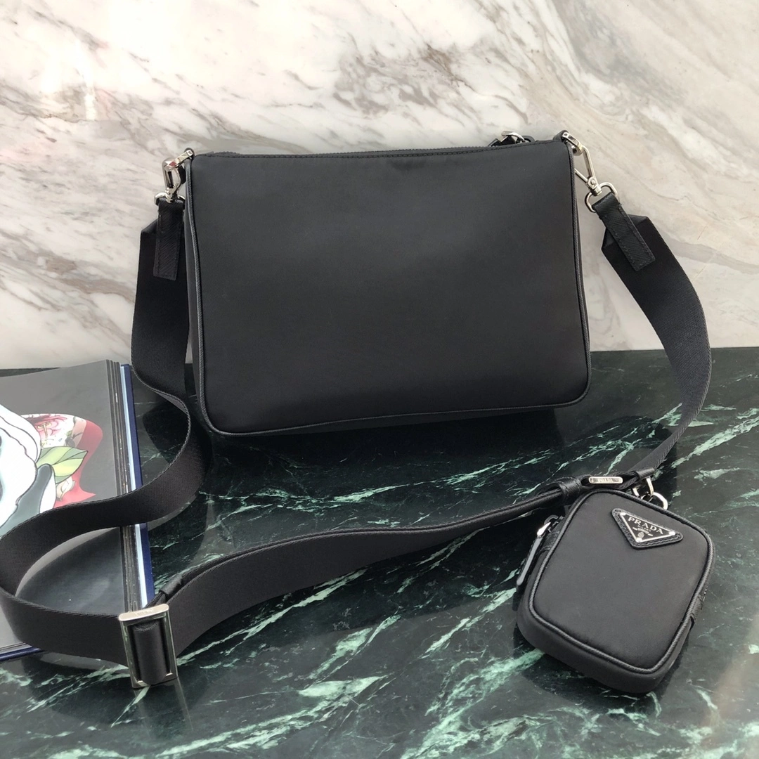 Custombag-- 2VH113-064-F0002 high quality version item：C-B806D2399