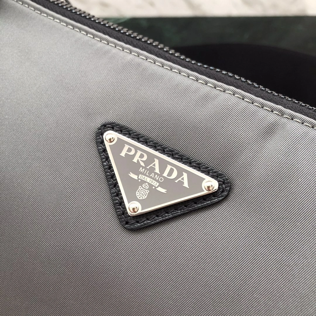 Custombag-- 2VH113-064-F0H16-V-OOO high quality version item：C-B806D23100