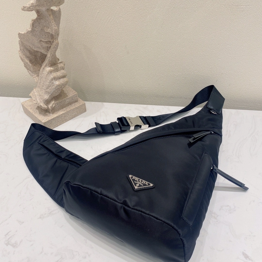 Custombag-- 2VZ092-2DXV-F0002-V-OOO high quality version item：C-B806D2202
