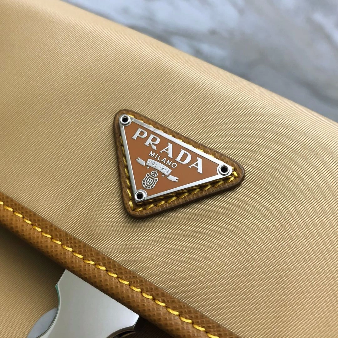 Custombag-- 2ZH108_2DMH_F0005 high quality version item：C-B806D23103