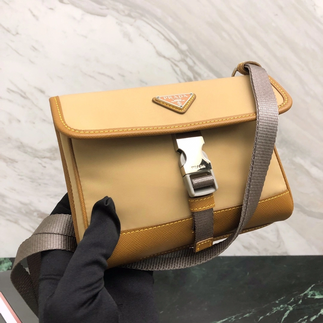 Custombag-- 2ZH108_2DMH_F0005 high quality version item：C-B806D23103