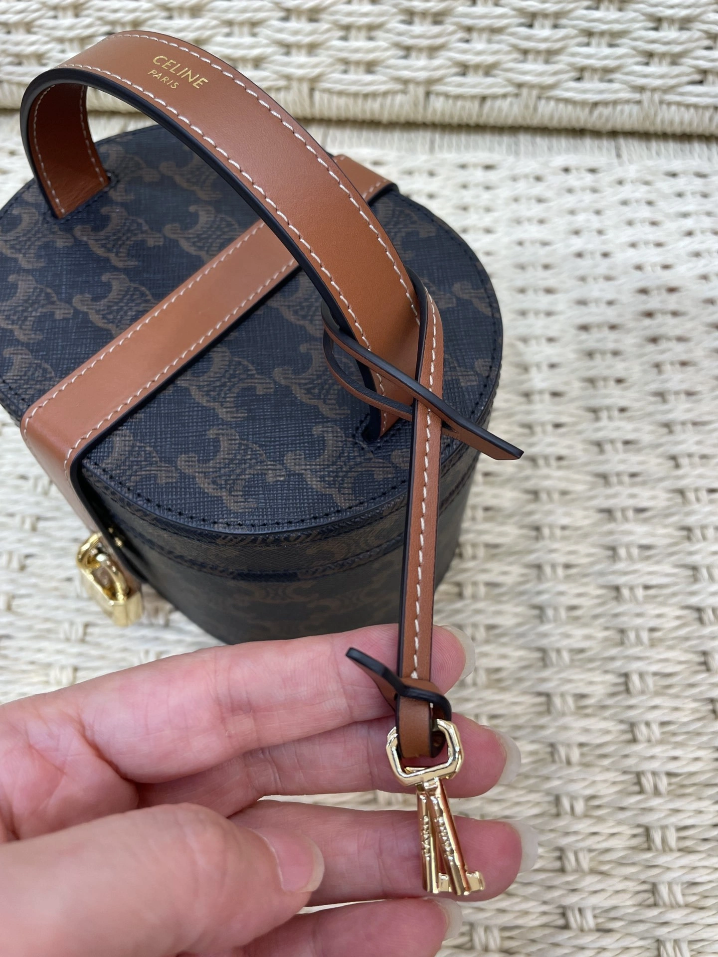 Custombag-- 4M0932CZJ-04LU high quality version item：C-B806D2302