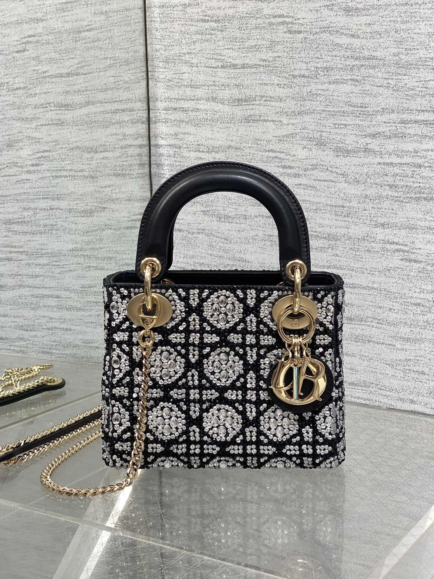 Custombag-- 4ior M0505OIOQ-M00E counters quality item:E-B177I0721