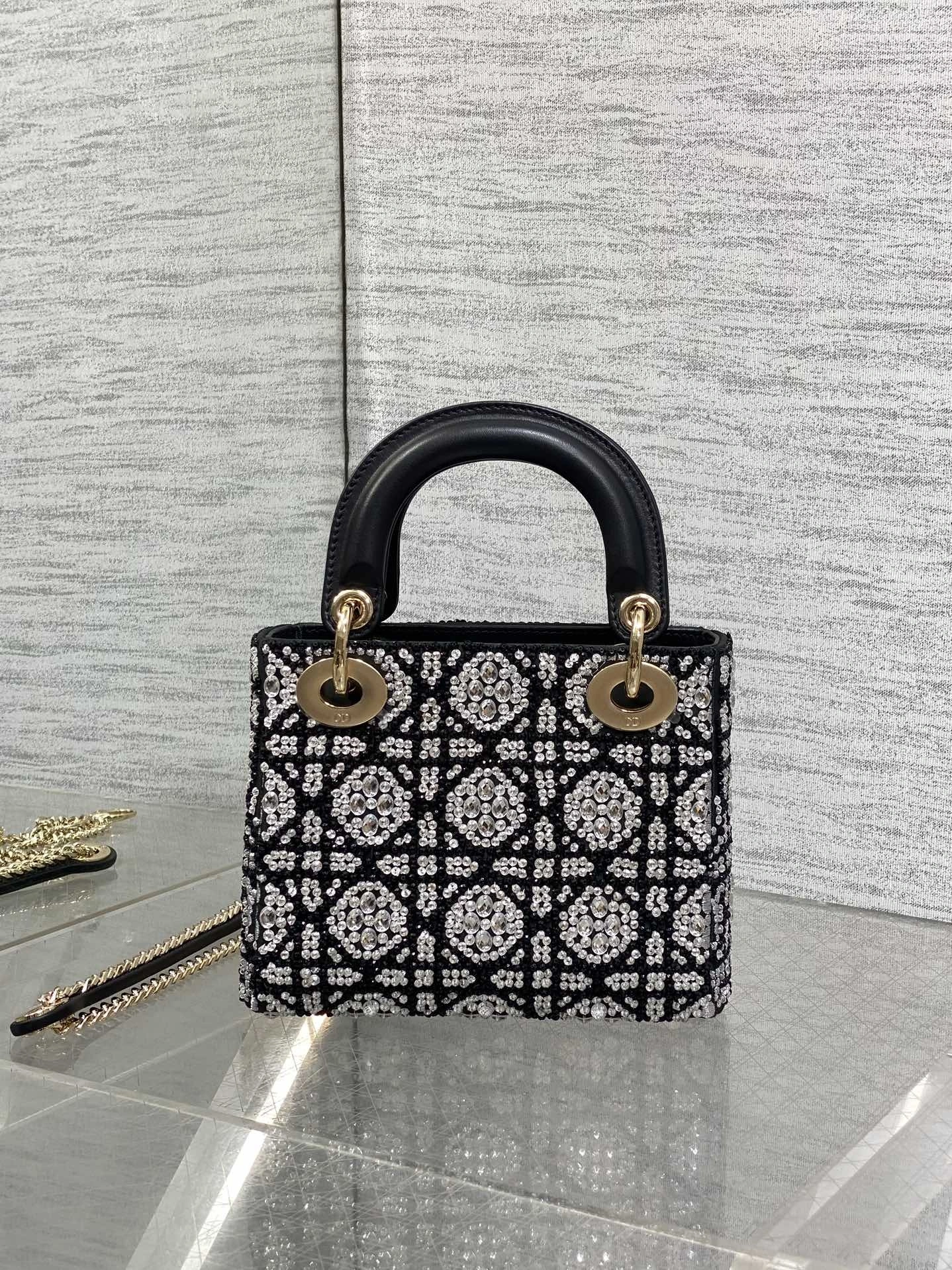 Custombag-- 4ior M0505OIOQ-M00E counters quality item:E-B177I0721