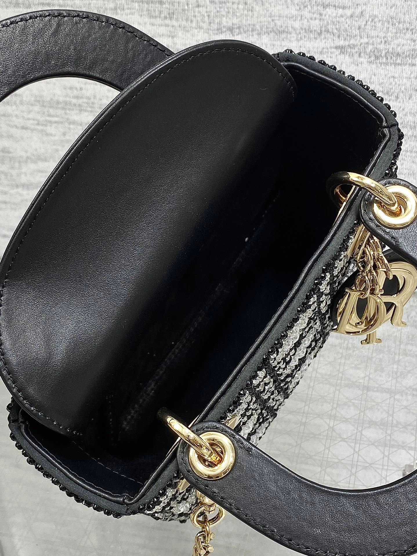 Custombag-- 4ior M0505OIOQ-M00E counters quality item:E-B177I0721