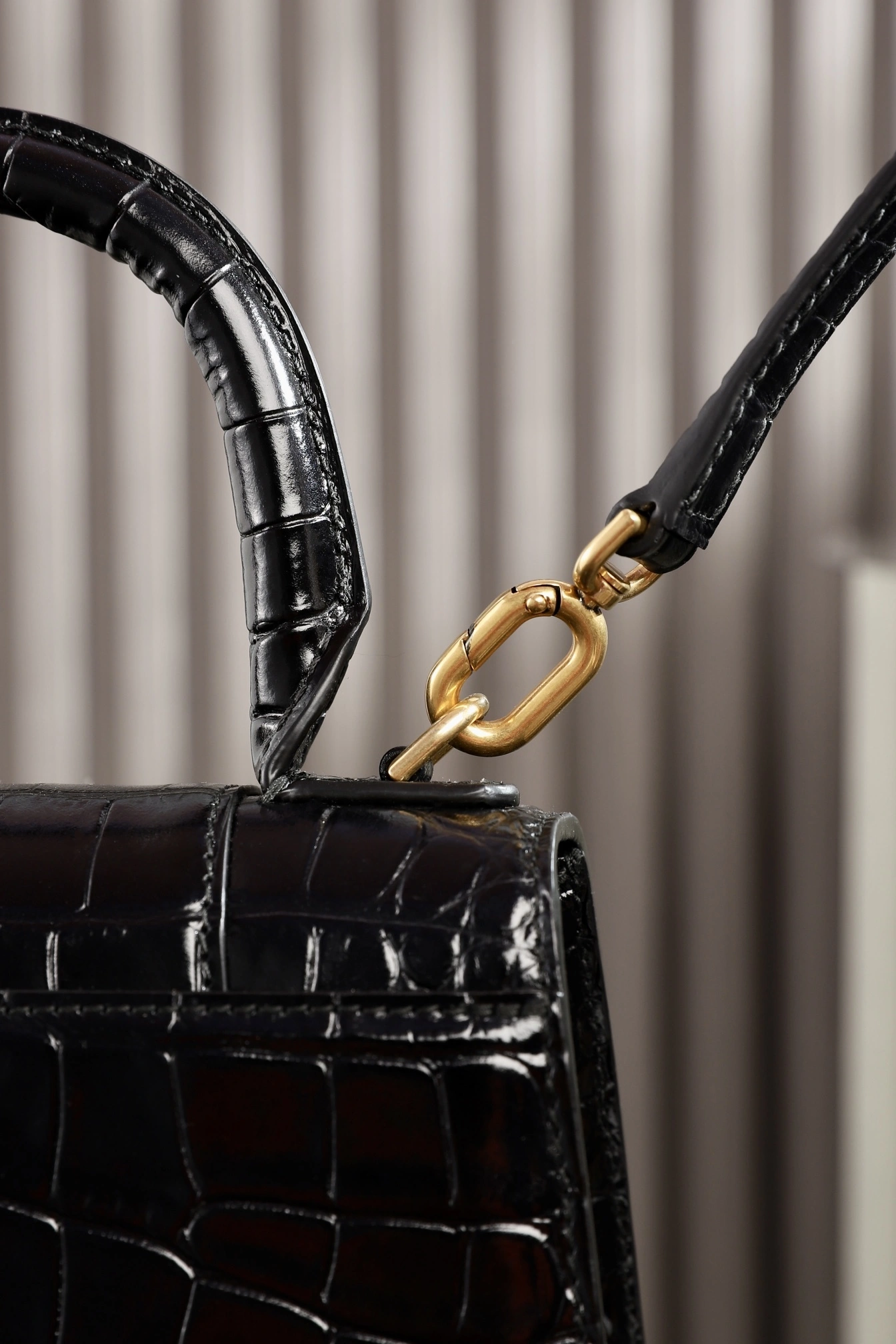 Custombag-- 5928331LRGM1000 high quality version item：C-B807F2090R