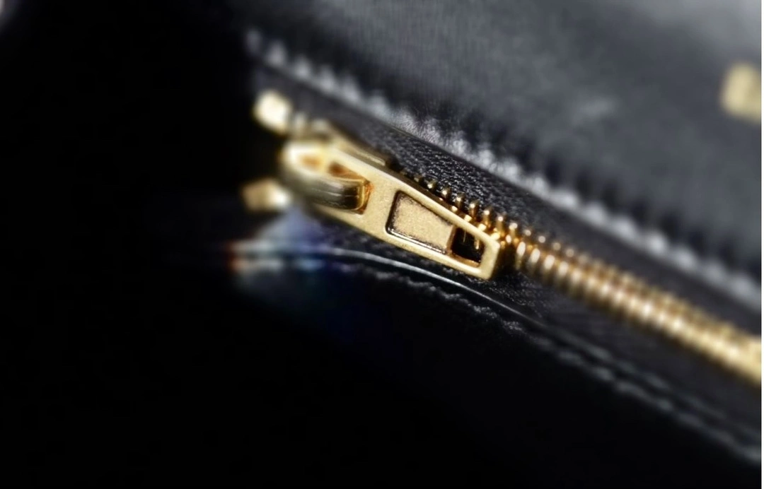 Custombag-- 5935461LRGM1000 high quality version item：C-B807F2089R