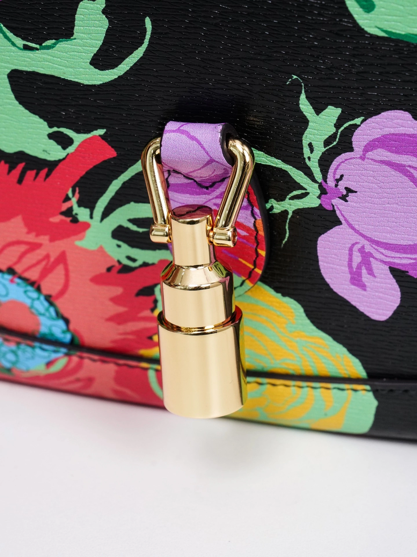 Custombag-- 636709-UA70G-1058 item：C-B461G2701R