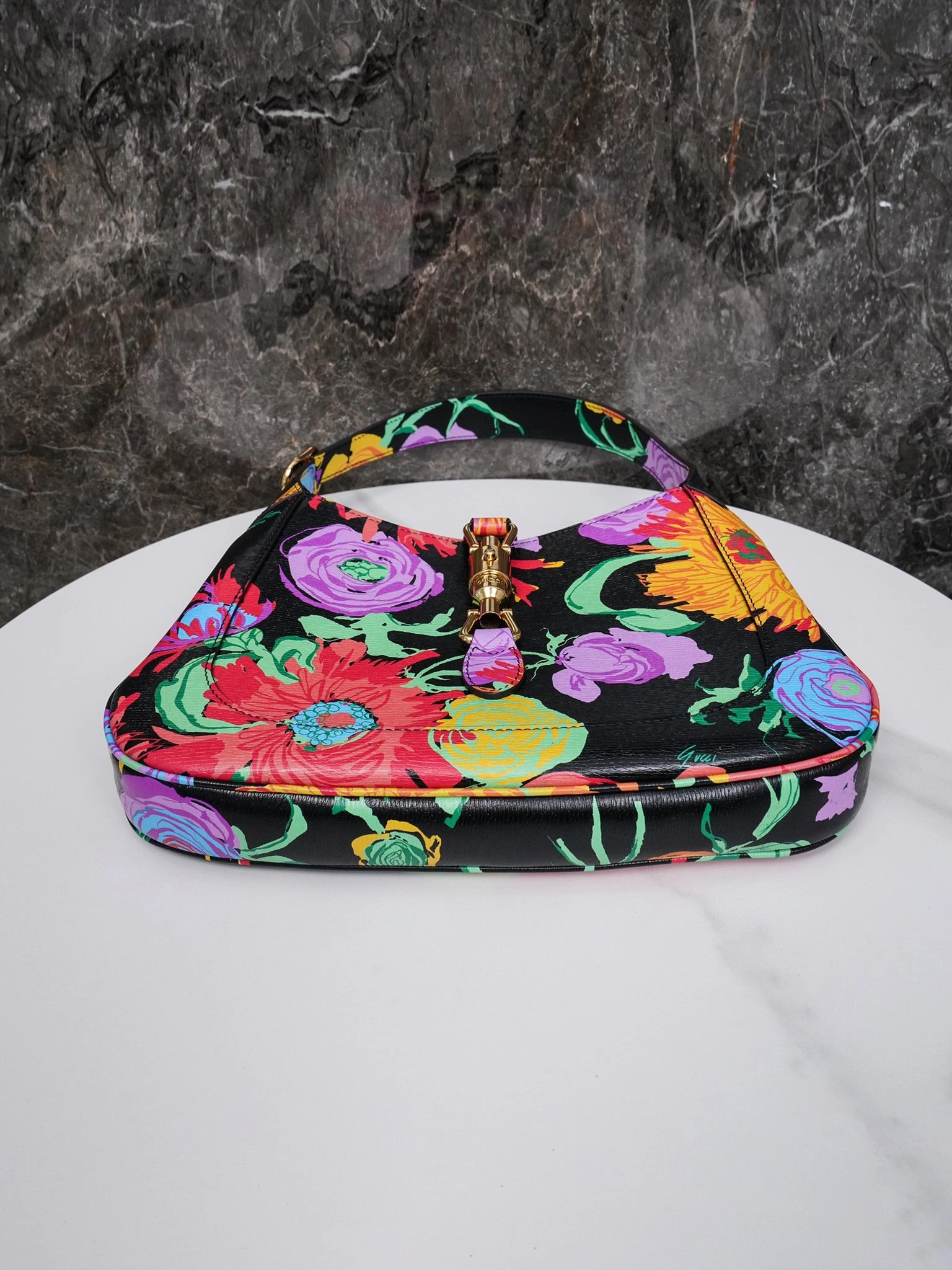 Custombag-- 636709-UA70G-1058 item：C-B461G2701R