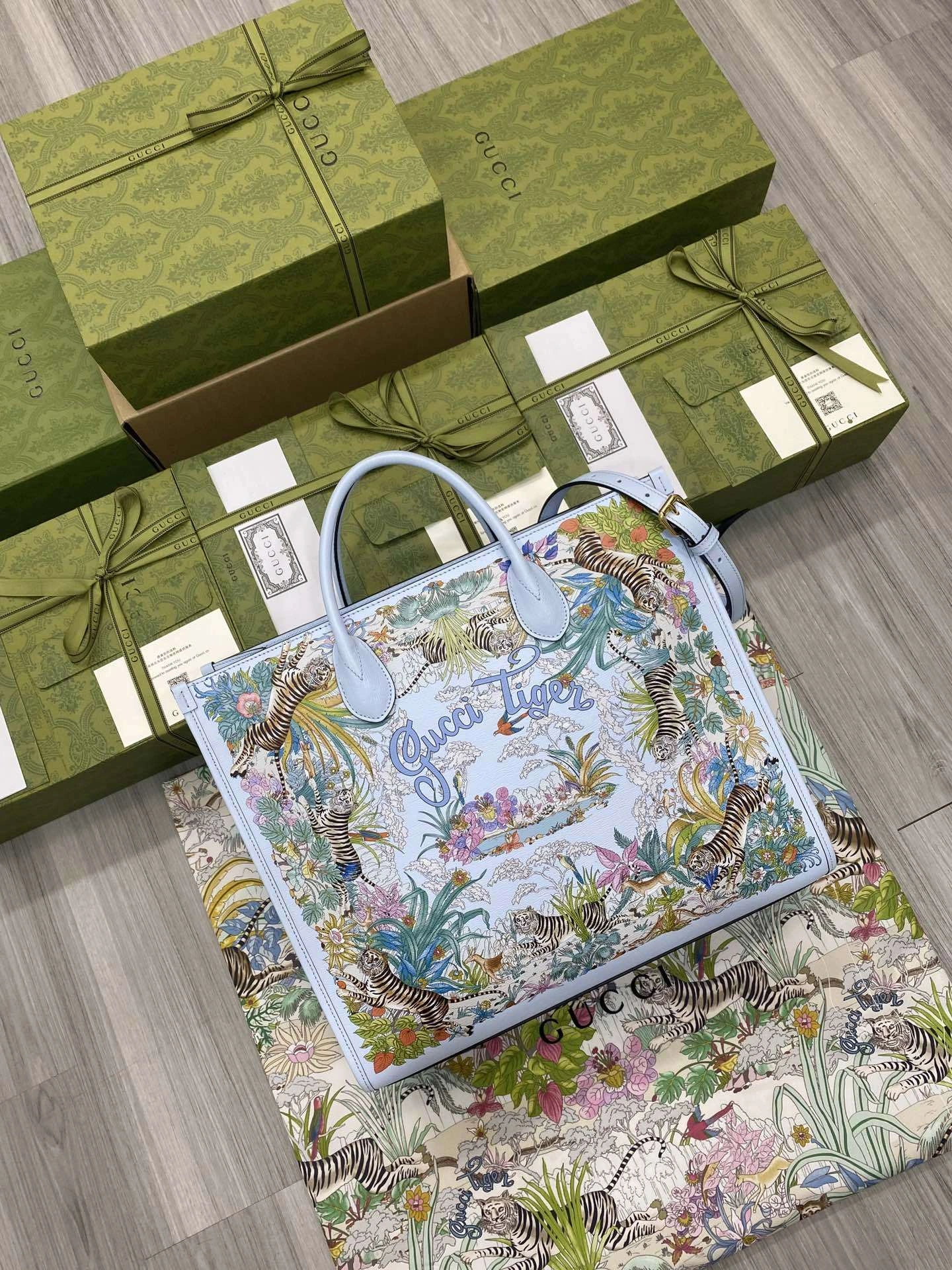 Custombag-- 687827-US5AC-4861 high quality version item：C-B007F1862R