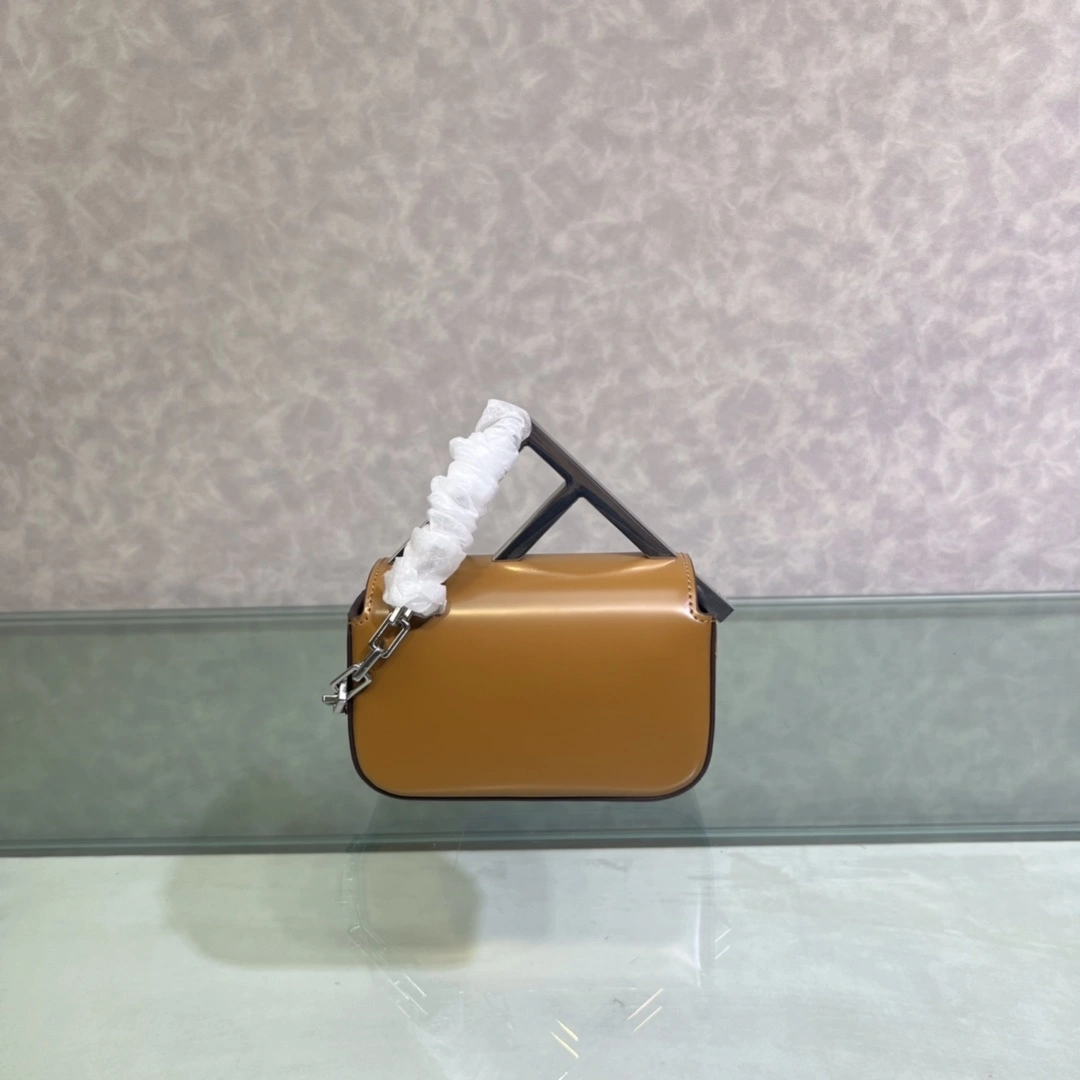 Custombag-- 7AS173-ANX2-F1L1L high quality version item：C-B063E2312R