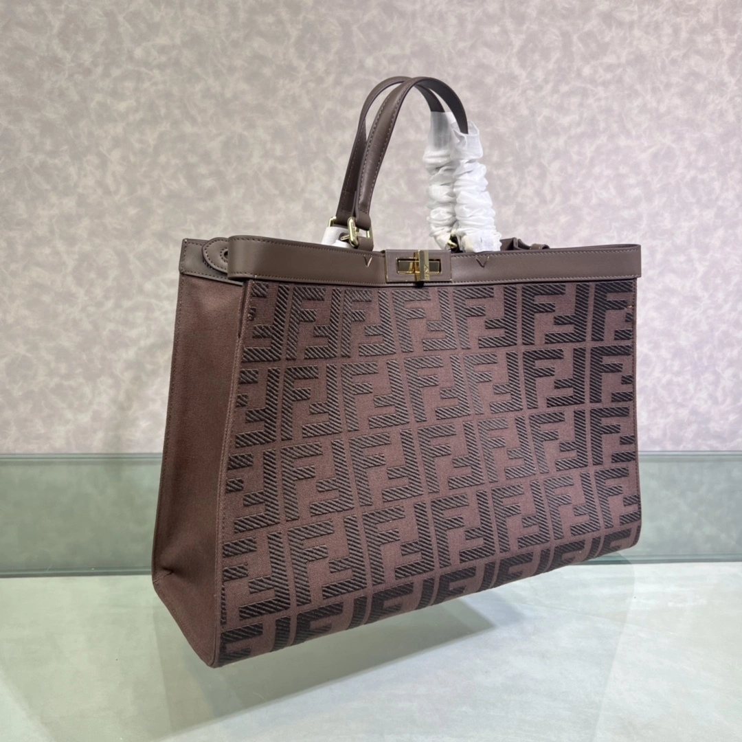 Custombag-- 8BH374-A9P6-F1JCN high quality version item：C-B063E2310R