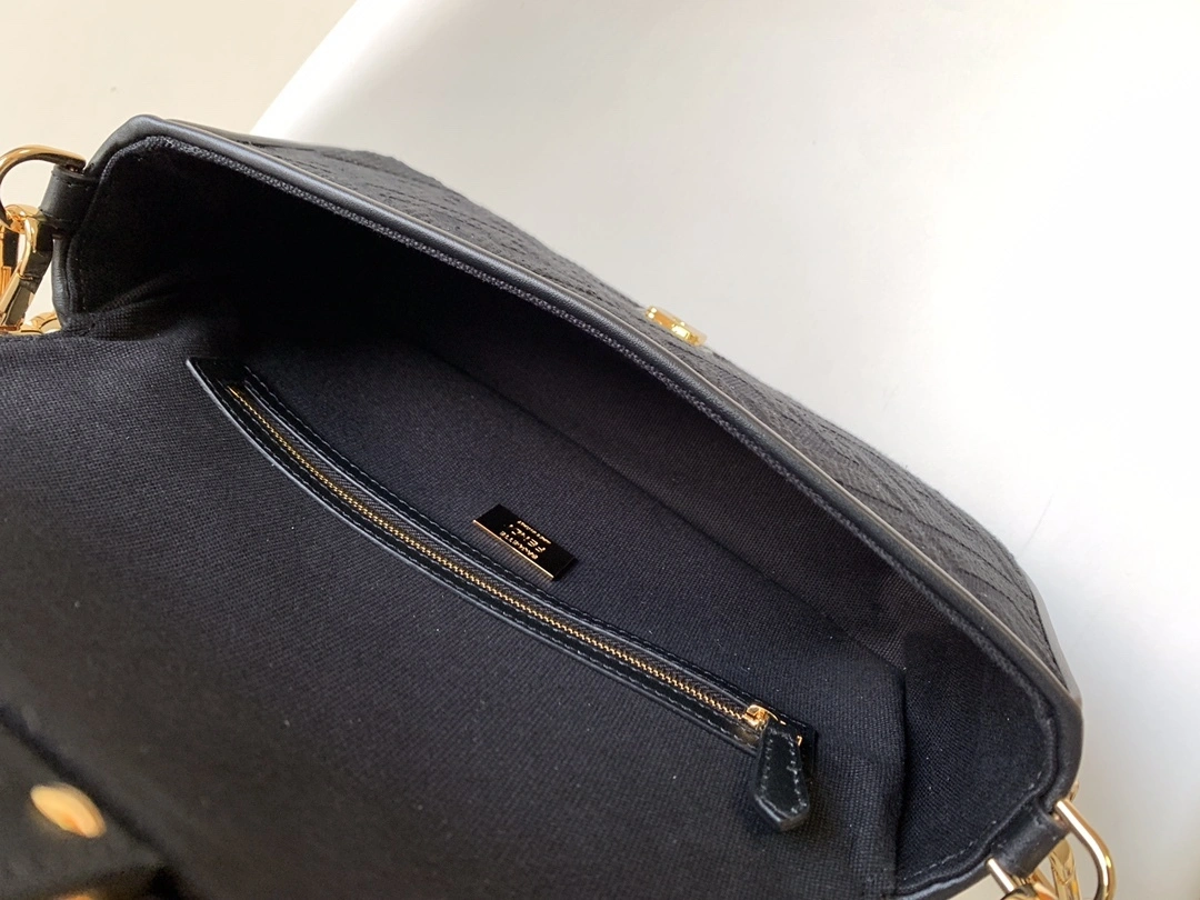 Custombag-- 8BR600-AMCD-F1CFJ high quality version item：C-B063E2309R