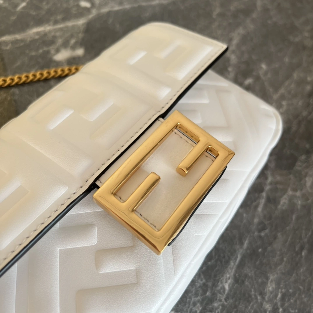 Custombag-- 8BS017A72VF15AO high quality version item：C-B063E2009R