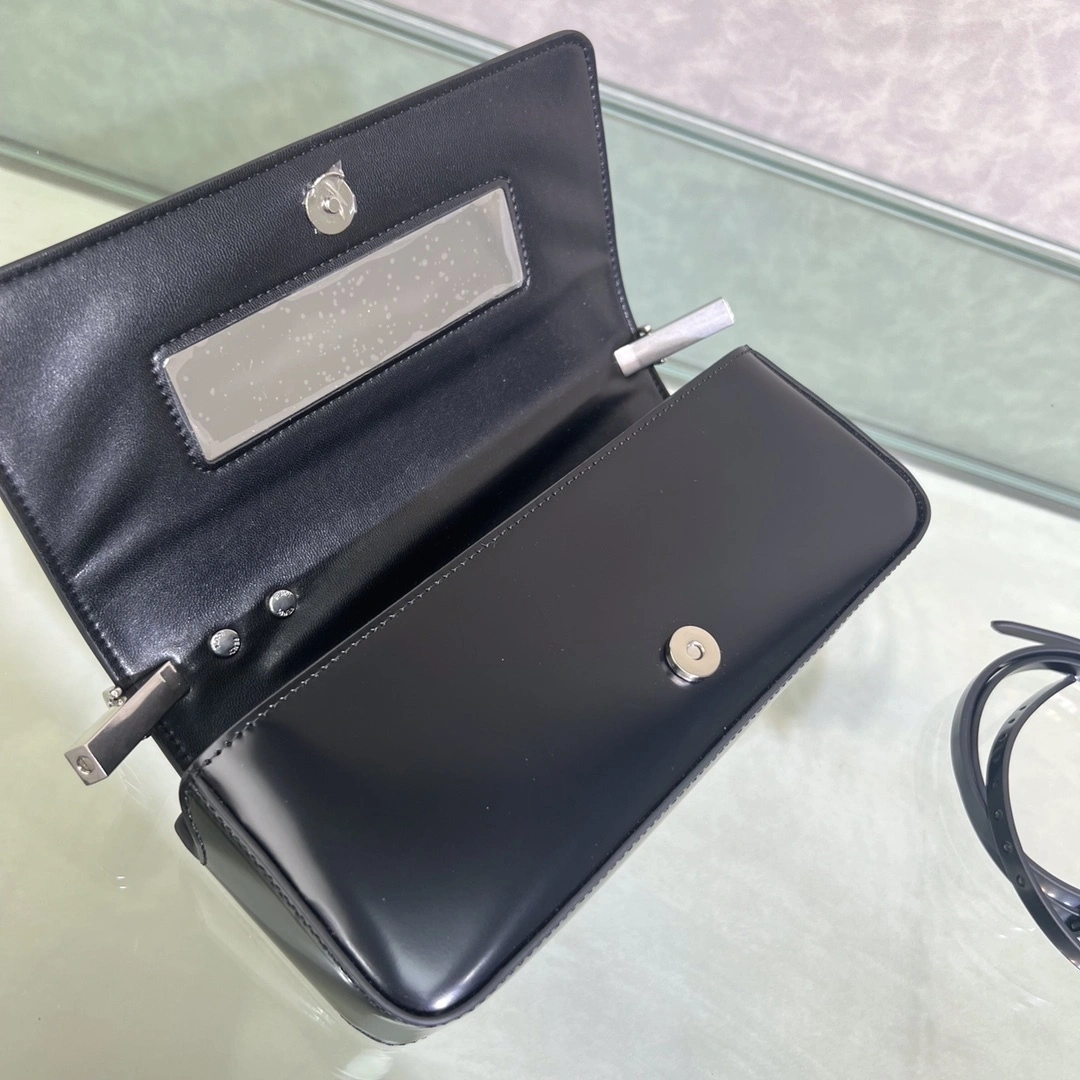 Custombag-- 8BS072-ANX2-F1J4I high quality version item：C-B063E2317R