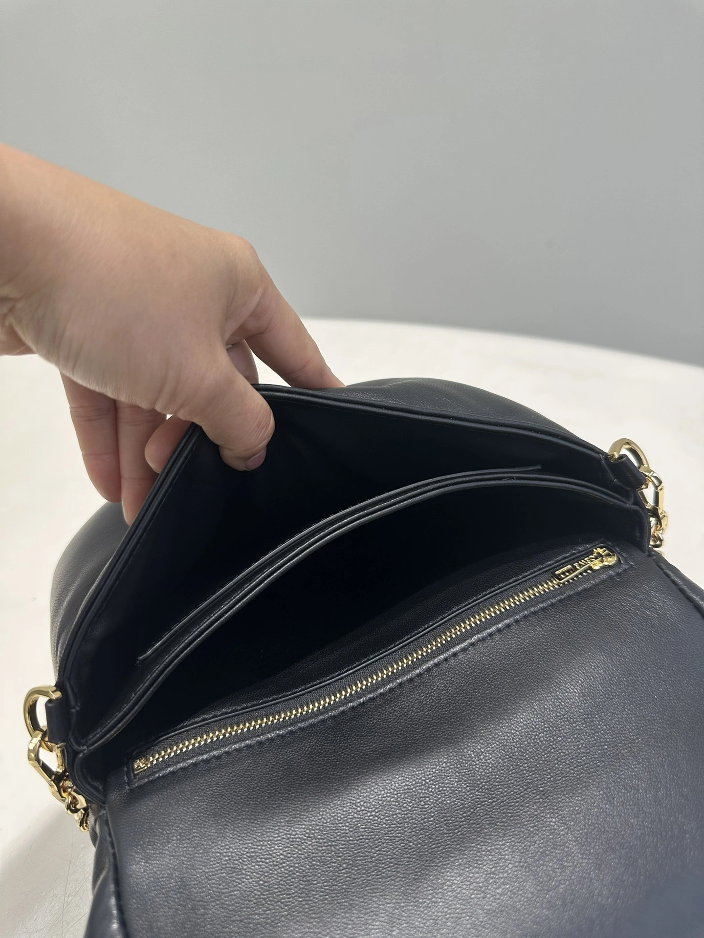 Custombag-- 8o5w5 AP40P41X01-1100 sheepskin item:D-B432F2401