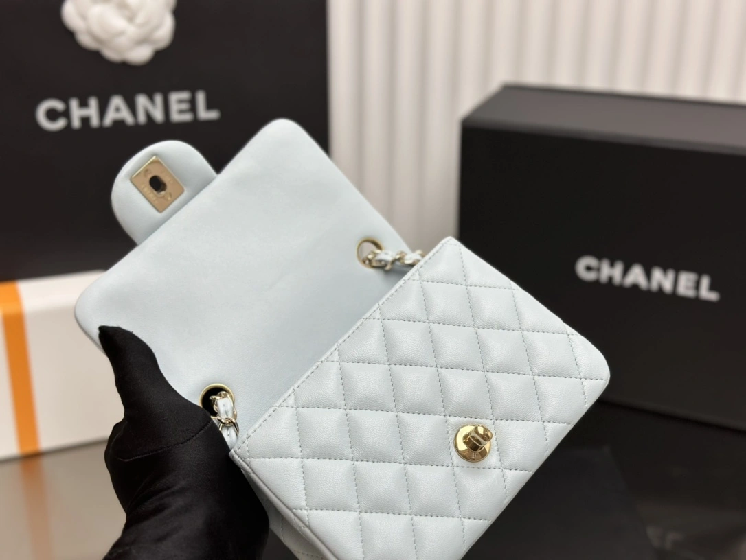 Custombag-- A35200-Y04059-NN268 high quality version item：C-B814G1933R