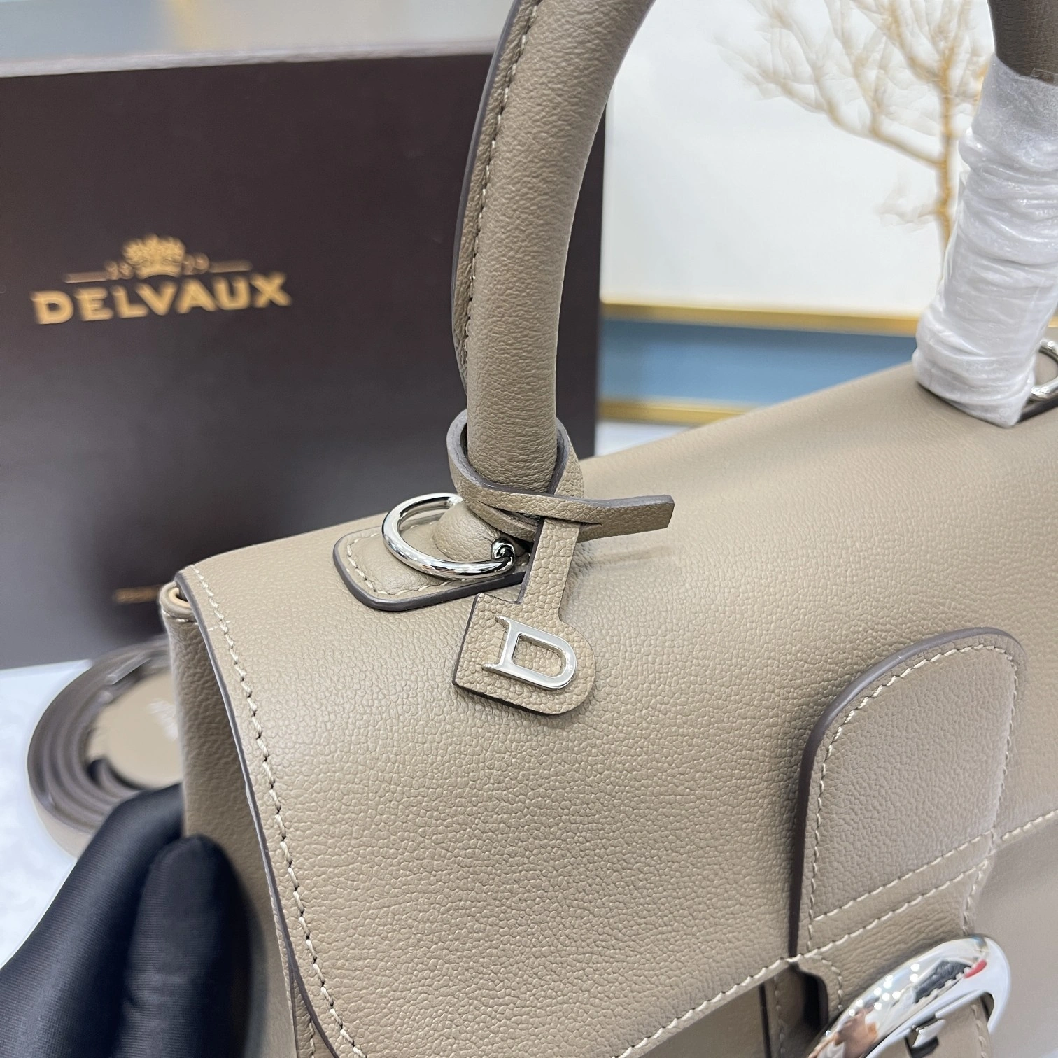 Custombag-- AA0569-AAU0-28JPA high quality version item：C-B000H0244R