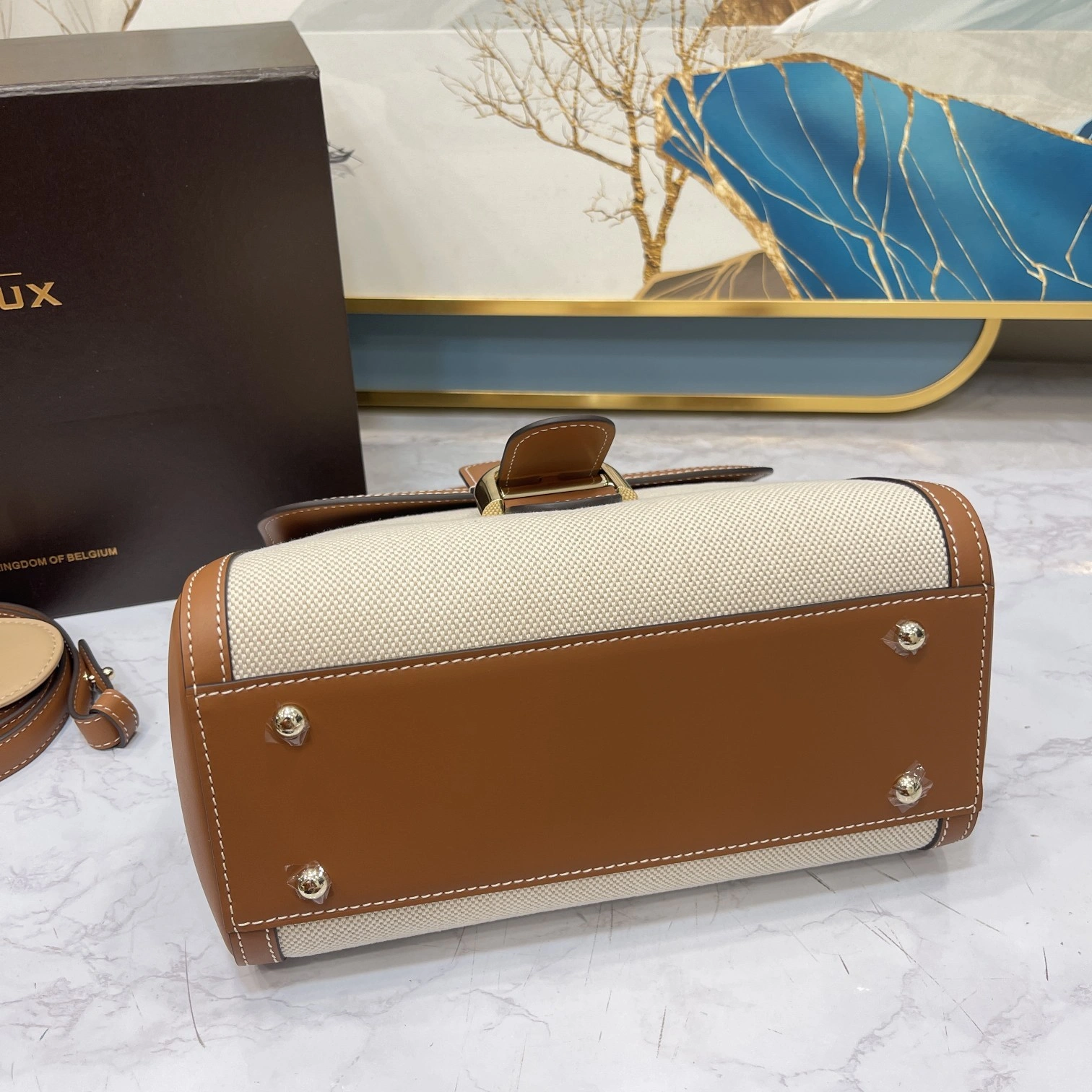 Custombag-- AA0572-BJB0-AUADO high quality version item：C-B000G2938R