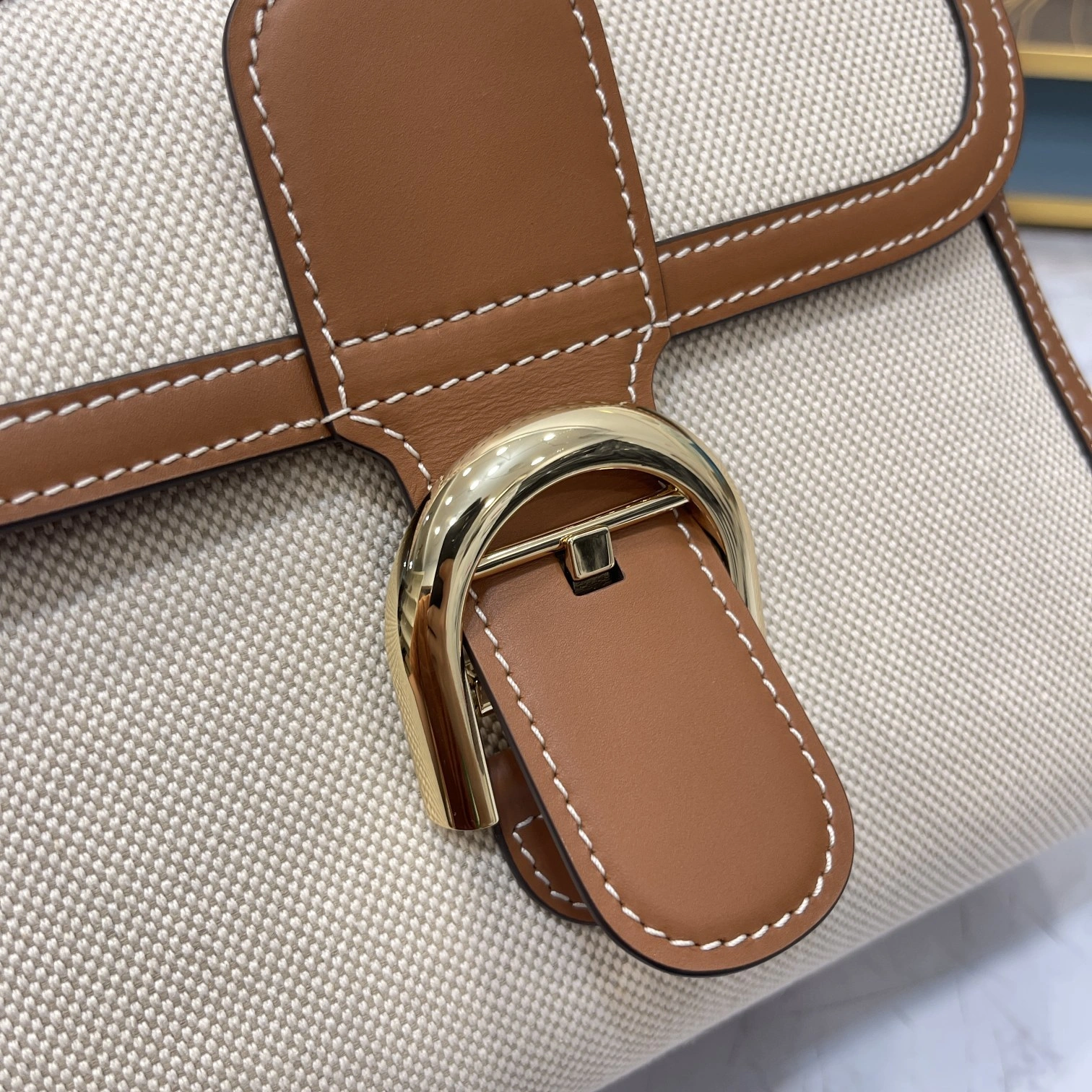Custombag-- AA0572-BJB0-AUADO high quality version item：C-B000G2938R