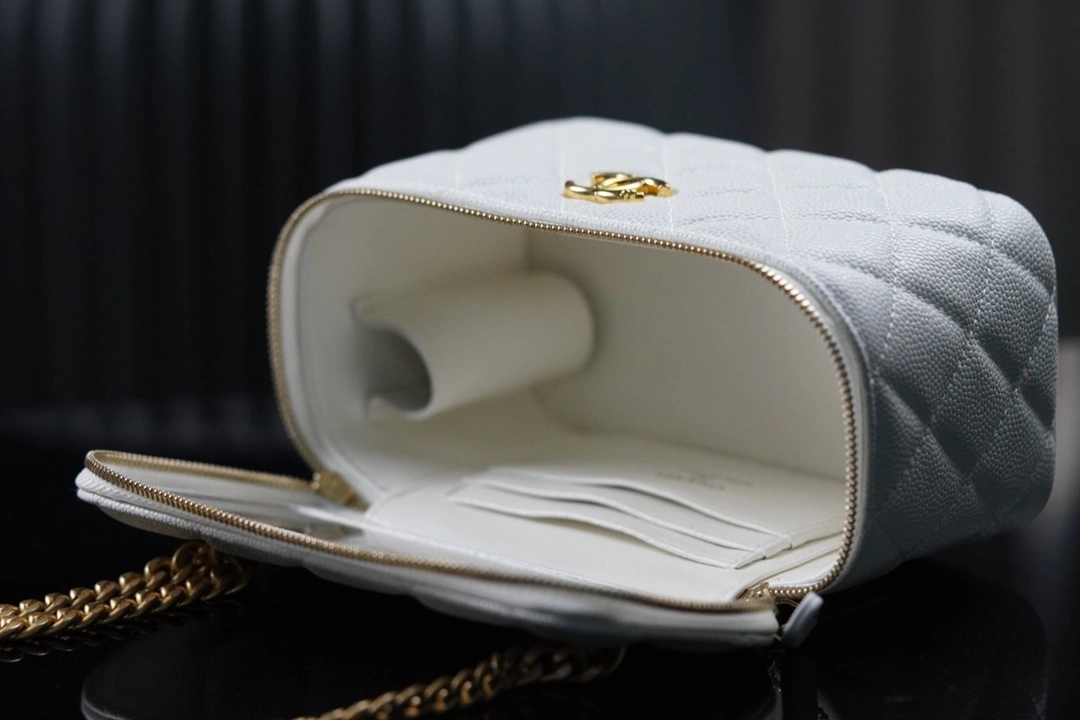 Custombag-- AP3204-B10260-10601 high quality version item：C-B807F2054R