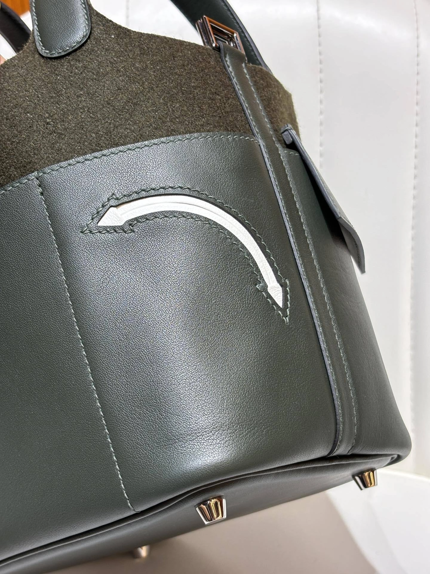 Custombag-- H5r75s H084949CKAB high quality version Go Team item:E-B177I1240