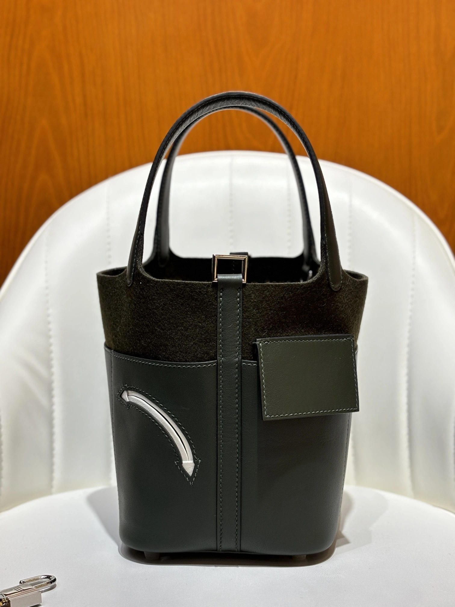 Custombag-- H5r75s H084949CKAB high quality version Go Team item:E-B177I1240