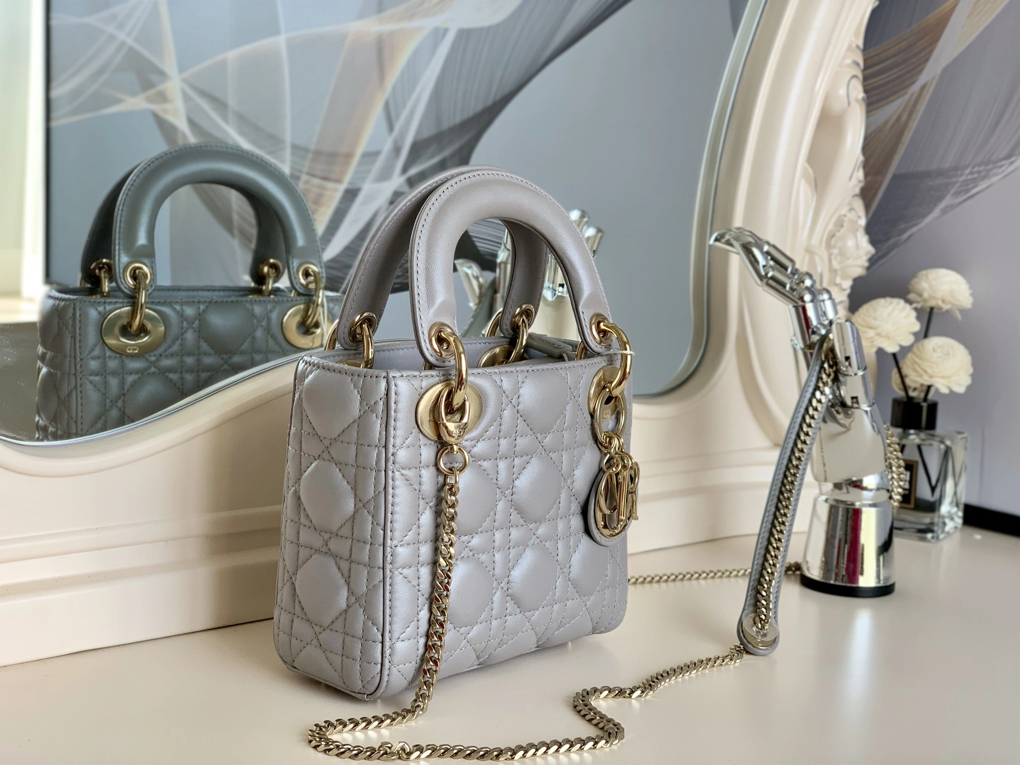 Custombag-- Lady high quality version Pearl grey item：C-B803D0740