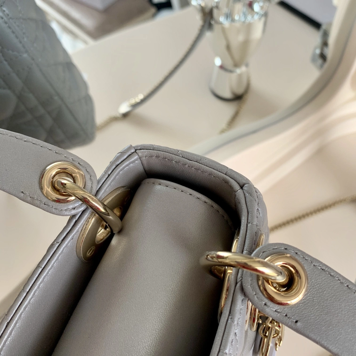 Custombag-- Lady high quality version Pearl grey item：C-B803D0740