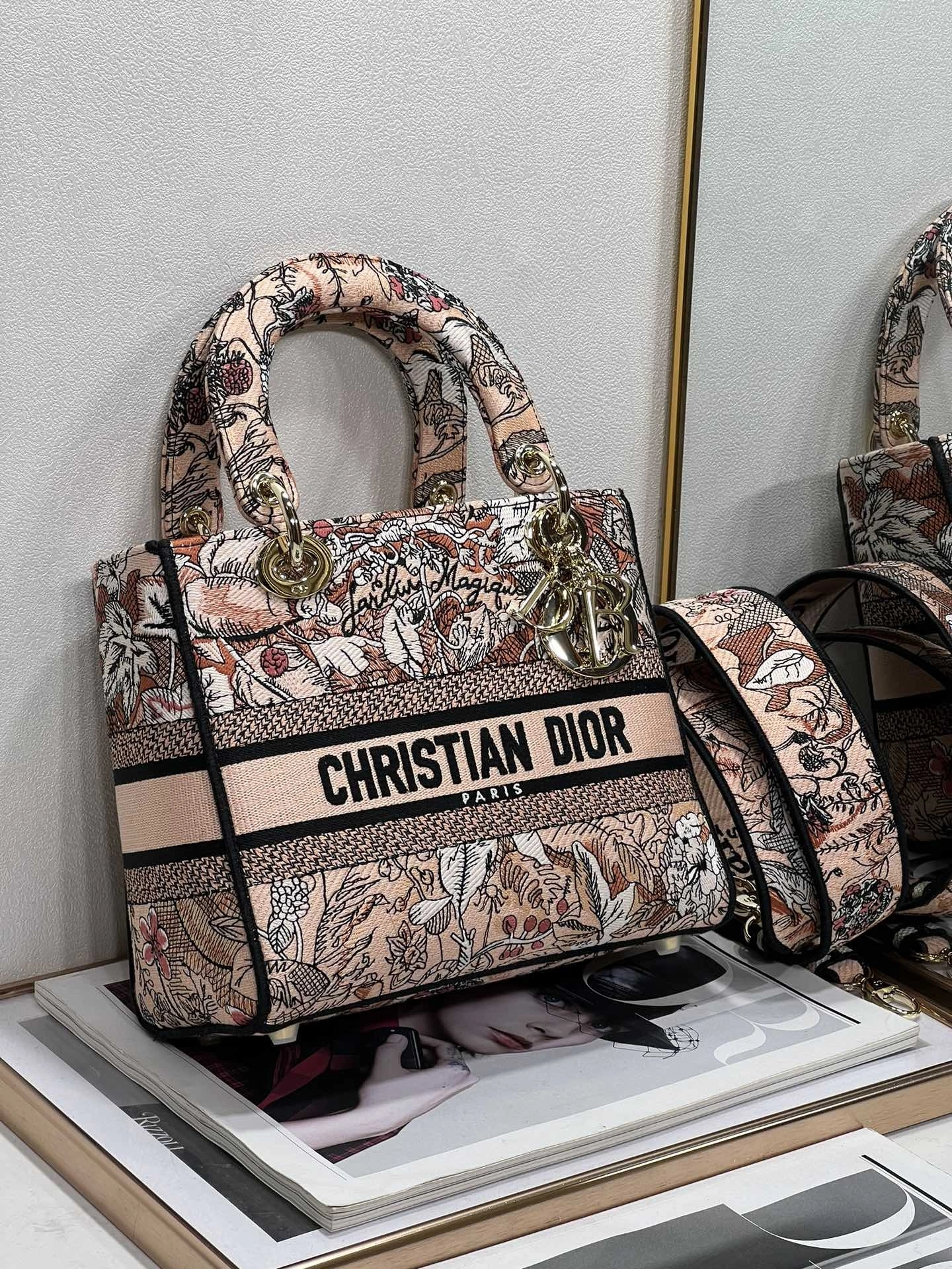 Custombag-- M0565ORZI-M973 high quality version item：C-B063E2327R
