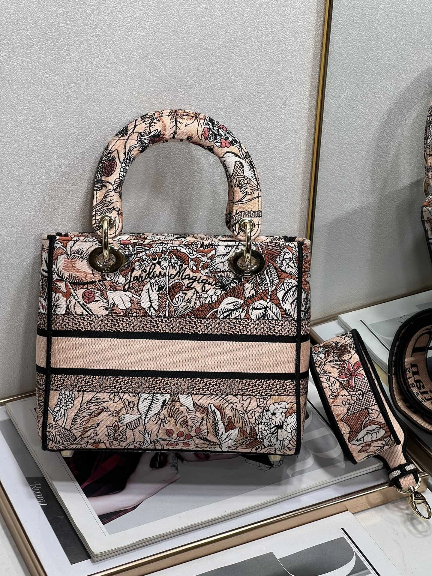 Custombag-- M0565ORZI-M973 high quality version item：C-B063E2327R